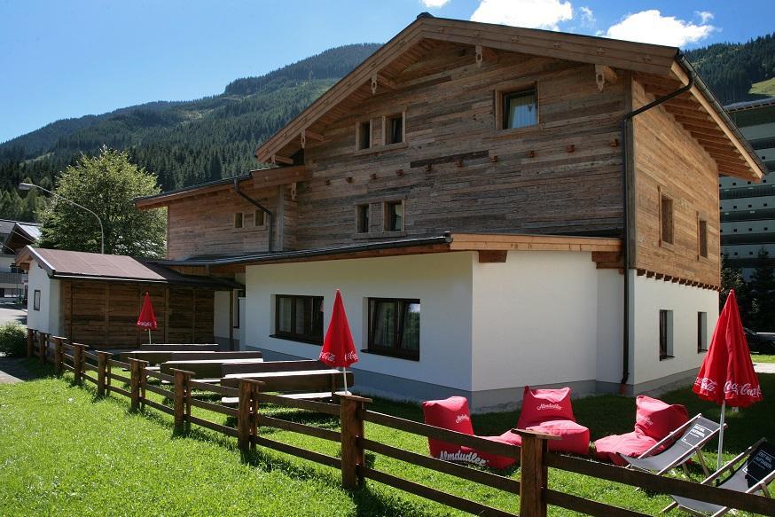 Intown Apartment Schmiede Заалбах-Хинтерглем Екстериор снимка