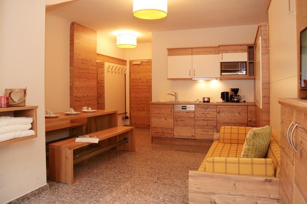 Intown Apartment Schmiede Заалбах-Хинтерглем Екстериор снимка