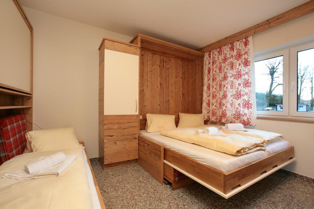 Intown Apartment Schmiede Заалбах-Хинтерглем Екстериор снимка
