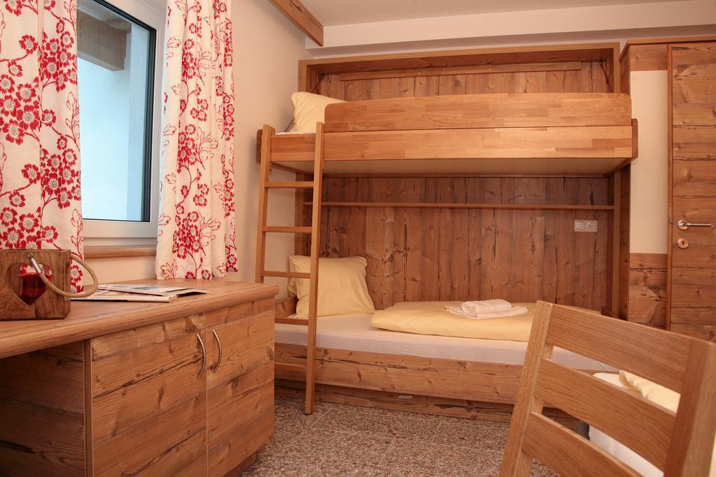 Intown Apartment Schmiede Заалбах-Хинтерглем Екстериор снимка
